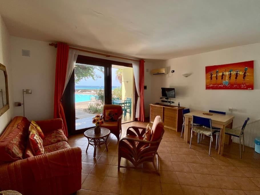 Porto Antigo - Charming & Peaceful Apartment Overlooking Pool And Sea サンタ・マリア エクステリア 写真